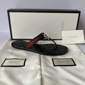 GUCCI WOMEN`S WEB STRAP GG THONG SANDALS